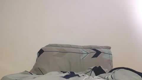 Snapshot of onzas_ chatting on 10-29-25, 04:53 onzas_ online show from 10-29-25, 04:53