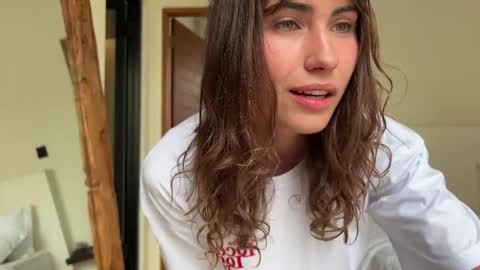 Helen online show from 10-20-25, 10:10