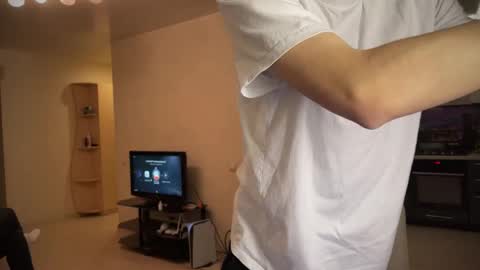 Snapshot of oofcblesssexx chatting on 12-23-24, 04:06 bless god online show from 12-23-24, 04:06