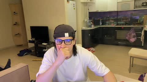 Snapshot of oofcblesssexx chatting on 12-28-24, 06:29 bless god online show from 12-28-24, 06:29