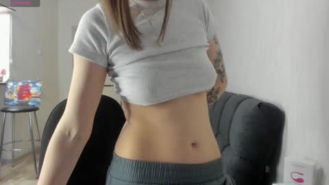 Britney online show from 01-17-25, 07:08