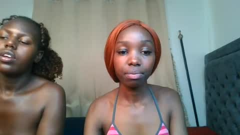 Snapshot of ophellia1 chatting on 08-07-26, 08:38 ophellia1 online show from 08-07-26, 08:38