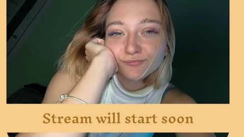 Snapshot of orange___melani chatting on 10-23-25, 10:14 Melani online show from 10-23-25, 10:14