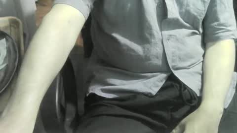 Snapshot of ore_cam chatting on 01-28-25, 03:04 Ore online show from 01-28-25, 03:04
