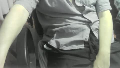 Snapshot of ore_cam chatting on 02-04-25, 01:02 Ore online show from 02-04-25, 01:02