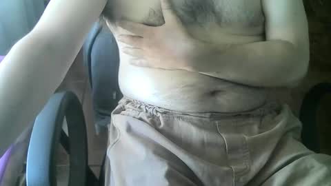 Snapshot of ore_cam chatting on 02-16-25, 07:27 Ore online show from 02-16-25, 07:27