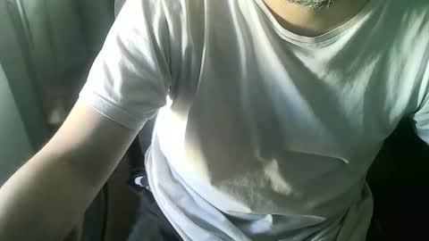 Snapshot of ore_cam chatting on 02-20-25, 08:36 Ore online show from 02-20-25, 08:36