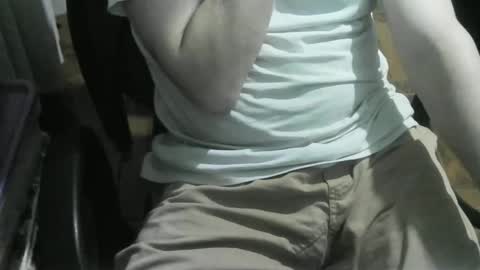 Snapshot of ore_cam chatting on 02-25-25, 04:35 Ore online show from 02-25-25, 04:35