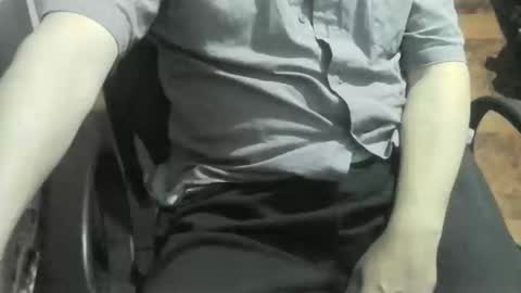 Snapshot of ore_cam chatting on 03-04-25, 08:24 Ore online show from 03-04-25, 08:24
