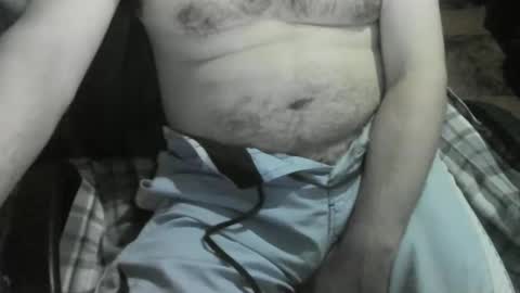 Snapshot of ore_cam chatting on 03-06-25, 03:35 Ore online show from 03-06-25, 03:35