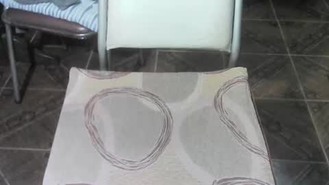 Snapshot of ore_cam chatting on 09-10-25, 02:22 Ore online show from 09-10-25, 02:22