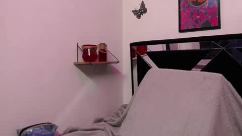 Snapshot of orianna_bodmod chatting on 01-28-25, 03:25 ORIANNA online show from 01-28-25, 03:25