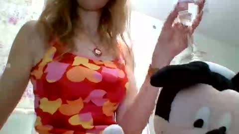 Snapshot of orivelle chatting on 11-28-25, 11:18 orivelle online show from 11-28-25, 11:18