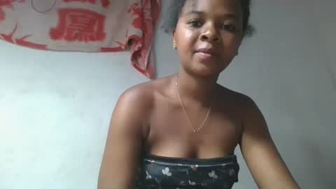 ornellahhh online show from 11-21-25, 02:54