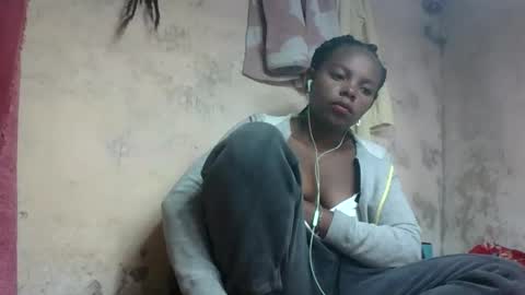 Snapshot of ornettee chatting on 10-08-25, 08:56 ornettee online show from 10-08-25, 08:56