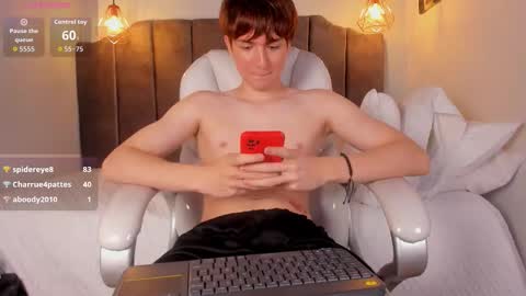 Oscar online show from 09-18-25, 01:40