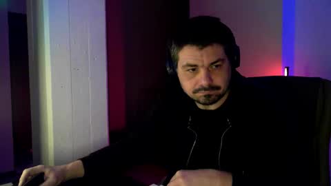 Snapshot of oscarleo chatting on 02-04-26, 09:59 the venetian online show from 02-04-26, 09:59