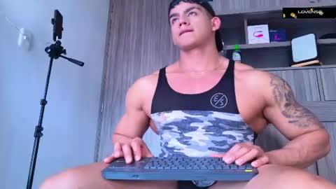 Snapshot of oskar_ford21 chatting on 06-16-26, 08:22 Oskar Ford NEW ACCOUNT online show from 06-16-26, 08:22