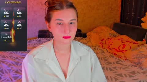 Snapshot of oskar_fucker chatting on 02-07-25, 12:28 Leliana online show from 02-07-25, 12:28