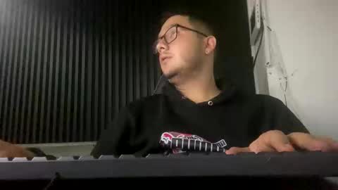 Snapshot of osomalicioso chatting on 09-23-25, 09:34 juan online show from 09-23-25, 09:34