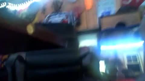 Wes online show from 08-05-26, 12:57