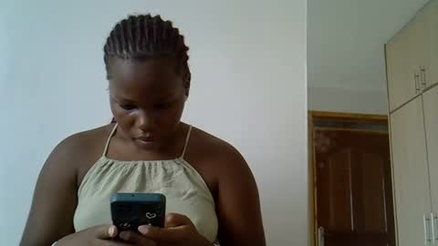 osoprettyebony online show from 10-29-25, 12:29