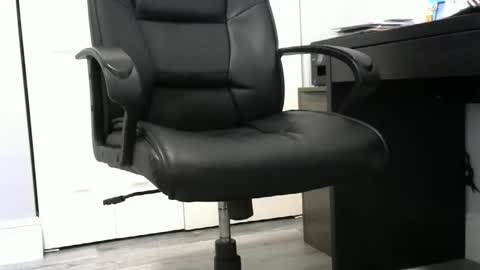 Ossi online show from 12-02-25, 06:36