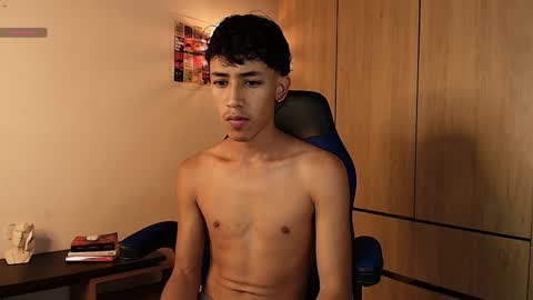 Snapshot of ostin_18hot chatting on 01-07-25, 03:35 ostin 18hot online show from 01-07-25, 03:35