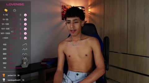 Snapshot of ostin_18hot chatting on 02-06-25, 02:00 ostin 18hot online show from 02-06-25, 02:00