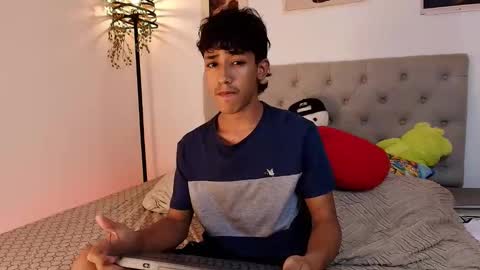 Snapshot of ostin_18hot chatting on 10-28-25, 03:21 ostin 18hot online show from 10-28-25, 03:21