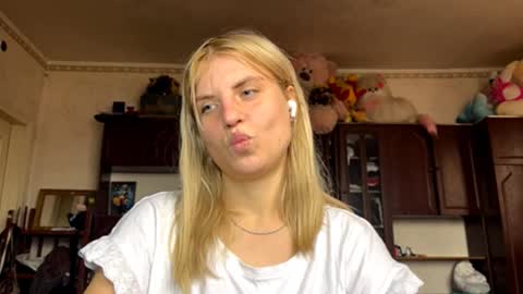 Alexa online show from 10-28-25, 08:51