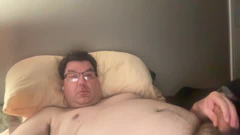 Snapshot of otter916 chatting on 02-19-25, 06:33 otter916 online show from 02-19-25, 06:33