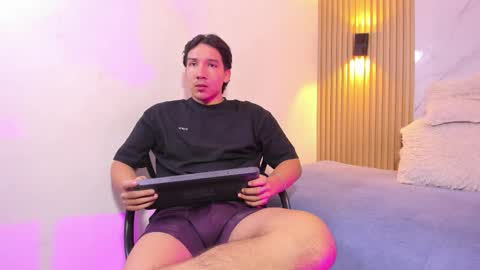 Otto Andrew online show from 03-23-26, 04:27