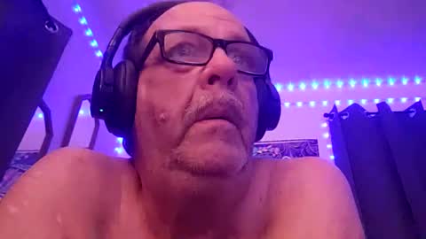 Snapshot of ou8124824 chatting on 09-23-25, 09:45 ou8124824 online show from 09-23-25, 09:45