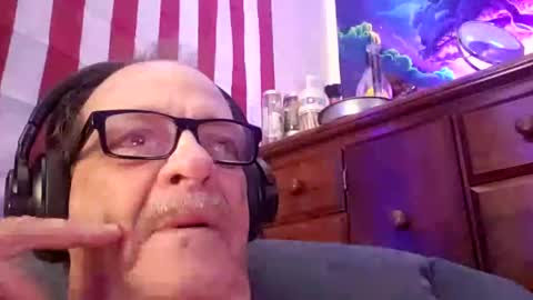 Snapshot of ou8124824 chatting on 10-21-25, 12:39 ou8124824 online show from 10-21-25, 12:39