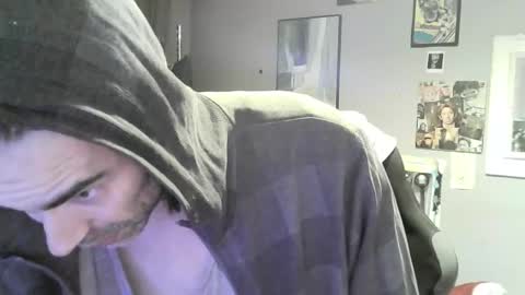 ouinnybis195625 online show from 10-18-25, 10:05