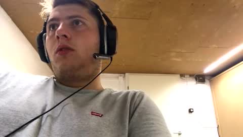 outflayd online show from 10-20-25, 08:26