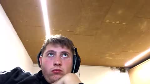 outflayd online show from 11-06-25, 09:15