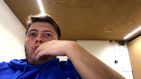 outflayd online show from 11-17-25, 10:37