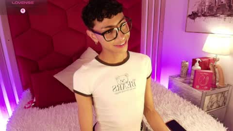 Owen online show from 04-08-26, 03:06