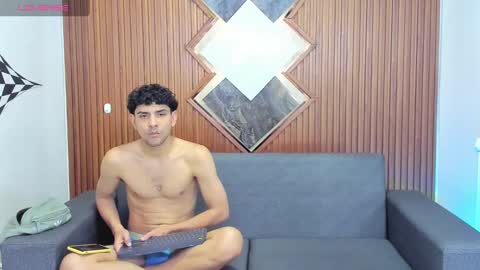 Snapshot of owen_mccarthy chatting on 12-29-24, 08:04 owen_mccarthy online show from 12-29-24, 08:04