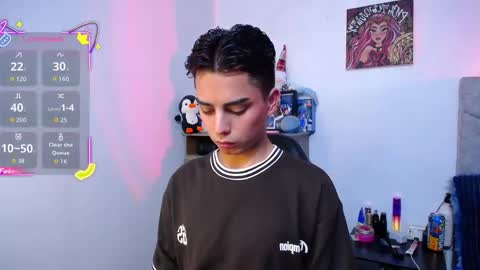 Owen  Independent model  online show from 01-14-26, 02:33