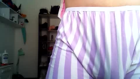 Jeannifer online show from 01-18-26, 03:27