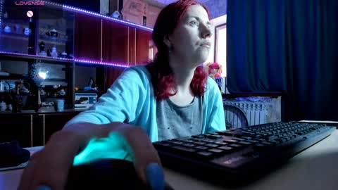 Ella online show from 02-05-25, 06:46