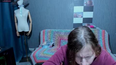 Ella online show from 10-22-25, 07:41