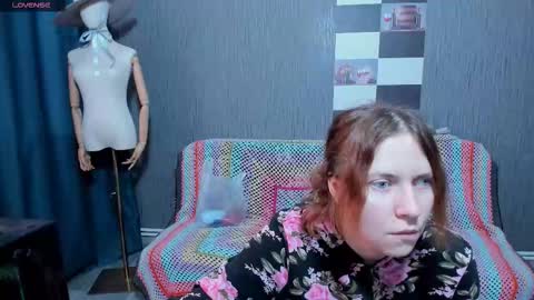 Ella online show from 10-25-25, 07:49