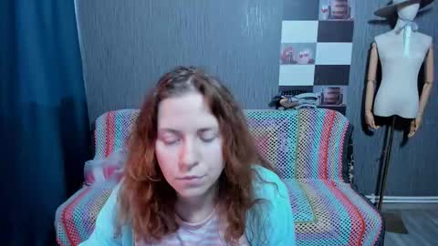 Ella online show from 11-07-25, 07:52