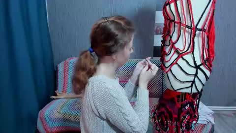 Ella online show from 11-26-25, 07:53