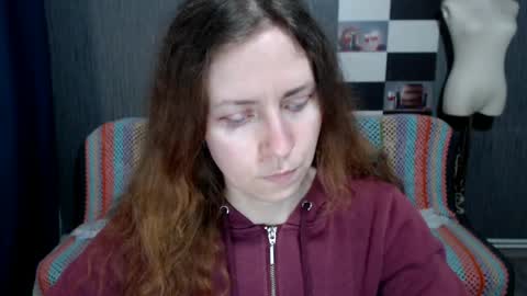 Ella online show from 04-01-26, 01:41