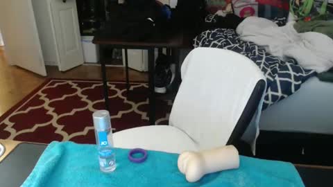 Snapshot of pabighunk chatting on 10-28-25, 07:27 pabighunk online show from 10-28-25, 07:27